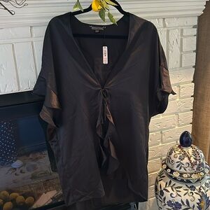 Brand new with tags from Victoria’s secret, ‘LOVE’ Silky, satin, sexy robe